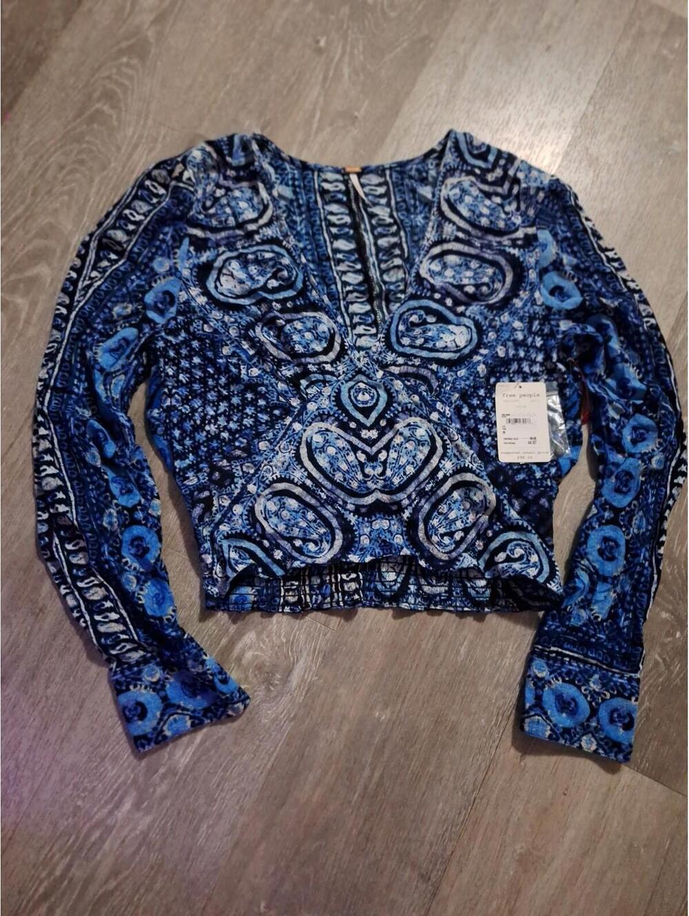 Free People Womens Boho Cropped Blouse, Wild & Free, Blue Paisley Print